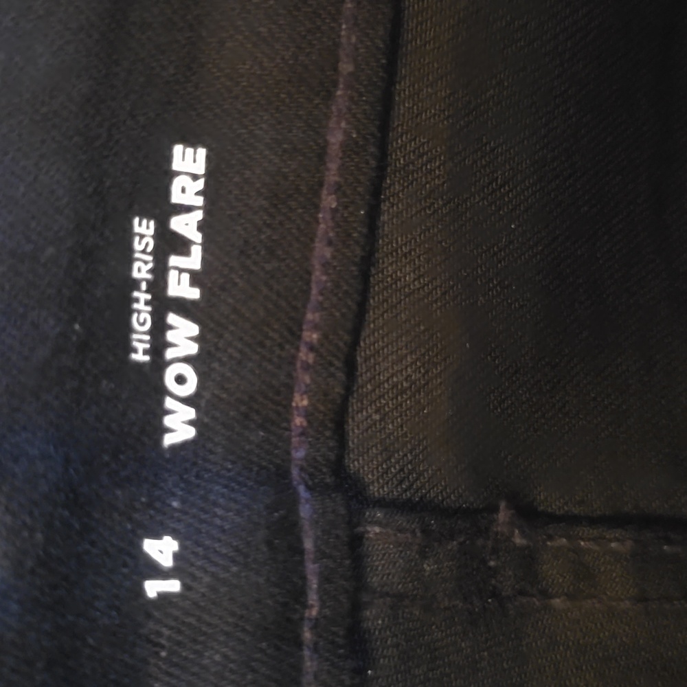 New Old Navy Women's Size 14 WOW Black Flare High Rise Jeans - Picture 4 of 6